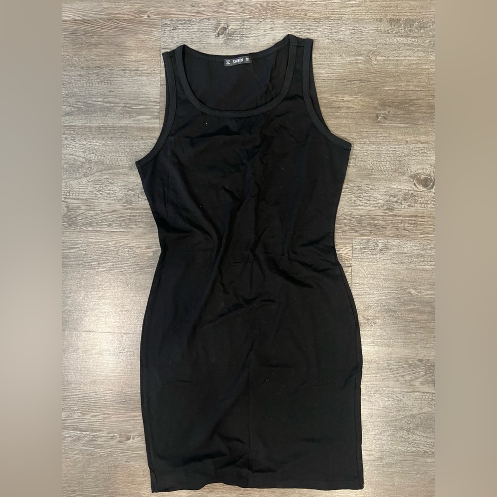 Sleeveless bodycon